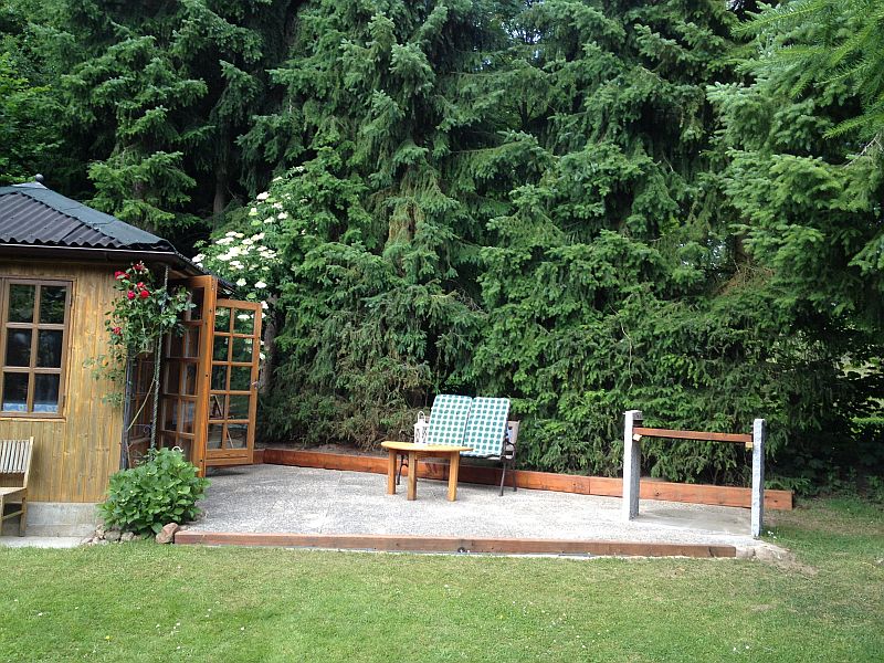 Unser Gartengrill am Pavillon